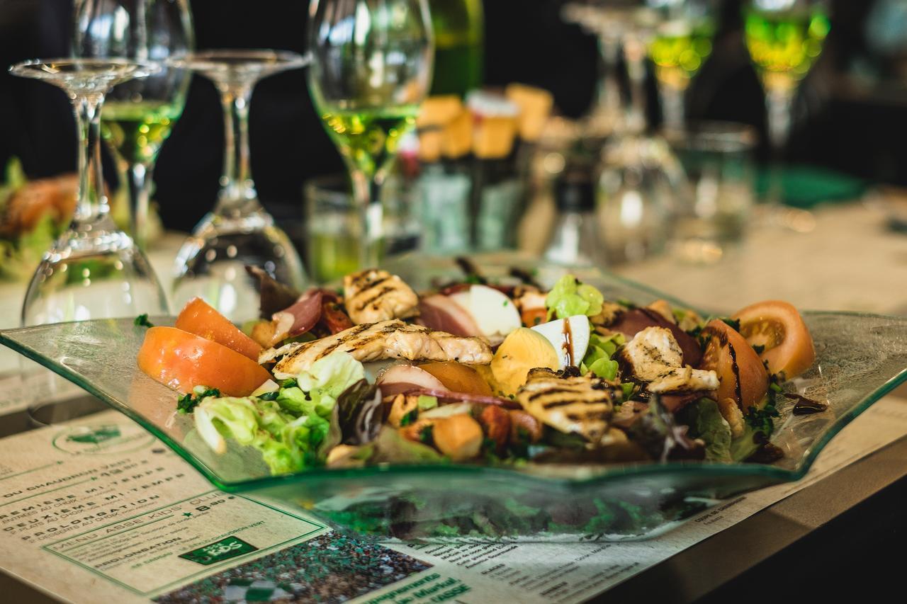 سانت إتيان Hotel Bar Restaurant Le Chaudron Vert المظهر الخارجي الصورة